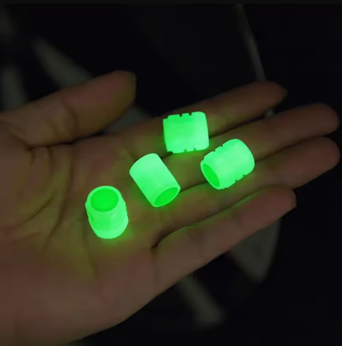 4 Stück Auto-Logo-Glühventilkappen (Universal Fit)